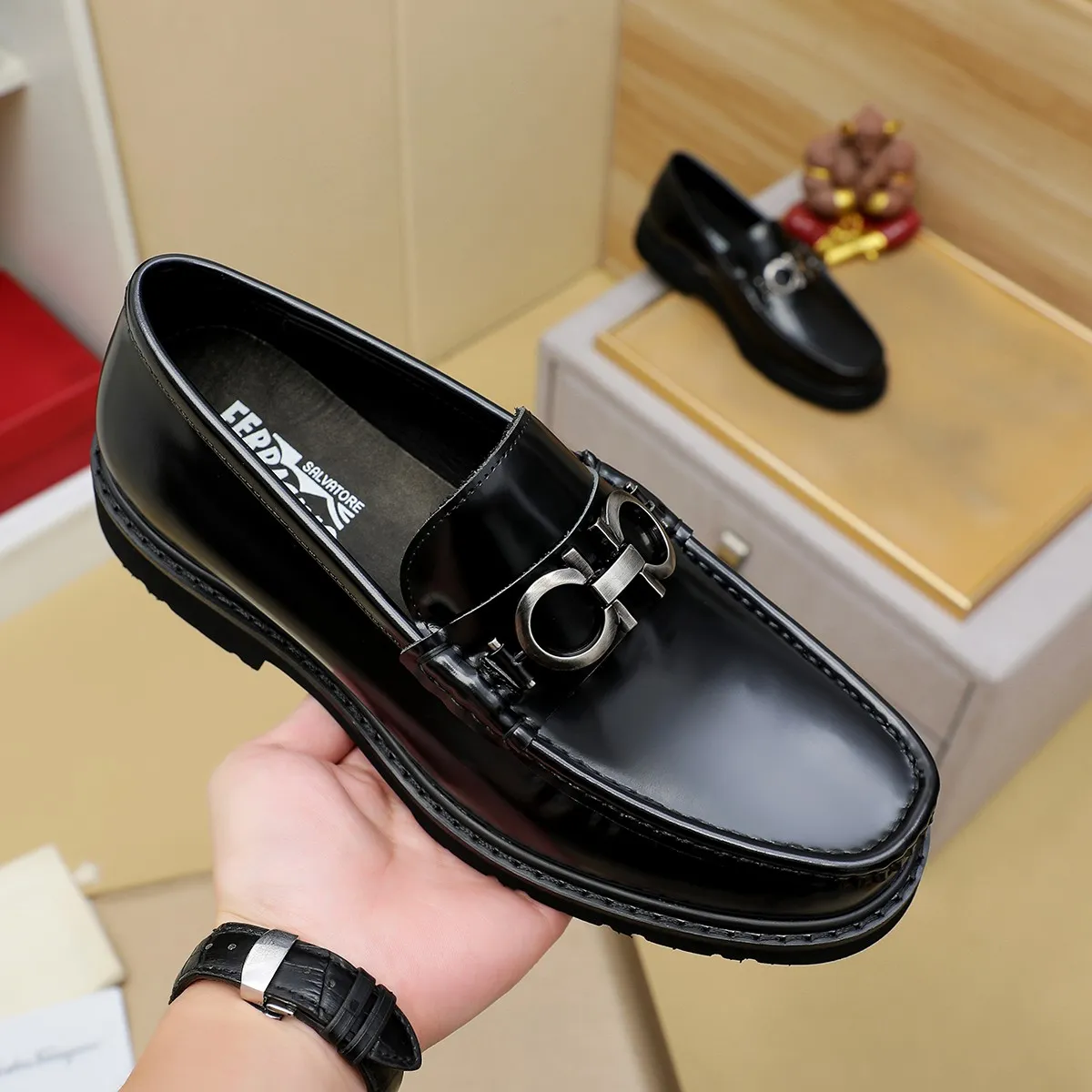Men's shoes 💰500 Ferragamo [Ferragamo] top imported suit men's shoes 💯Original copy of the official website, product materials: selected imported embossed calfskin + luxury hardware buckle accessories ~ imported water-dyed cow 🐂 leather lining. Strong three-dimensional visual effect, original combination outsole, multiple colors available😘 Size: 38-44 (.45.46.4. Customized)